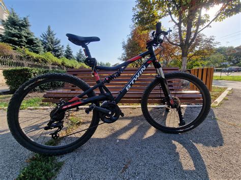 ST 520S Full Suspension Mountain Bike .